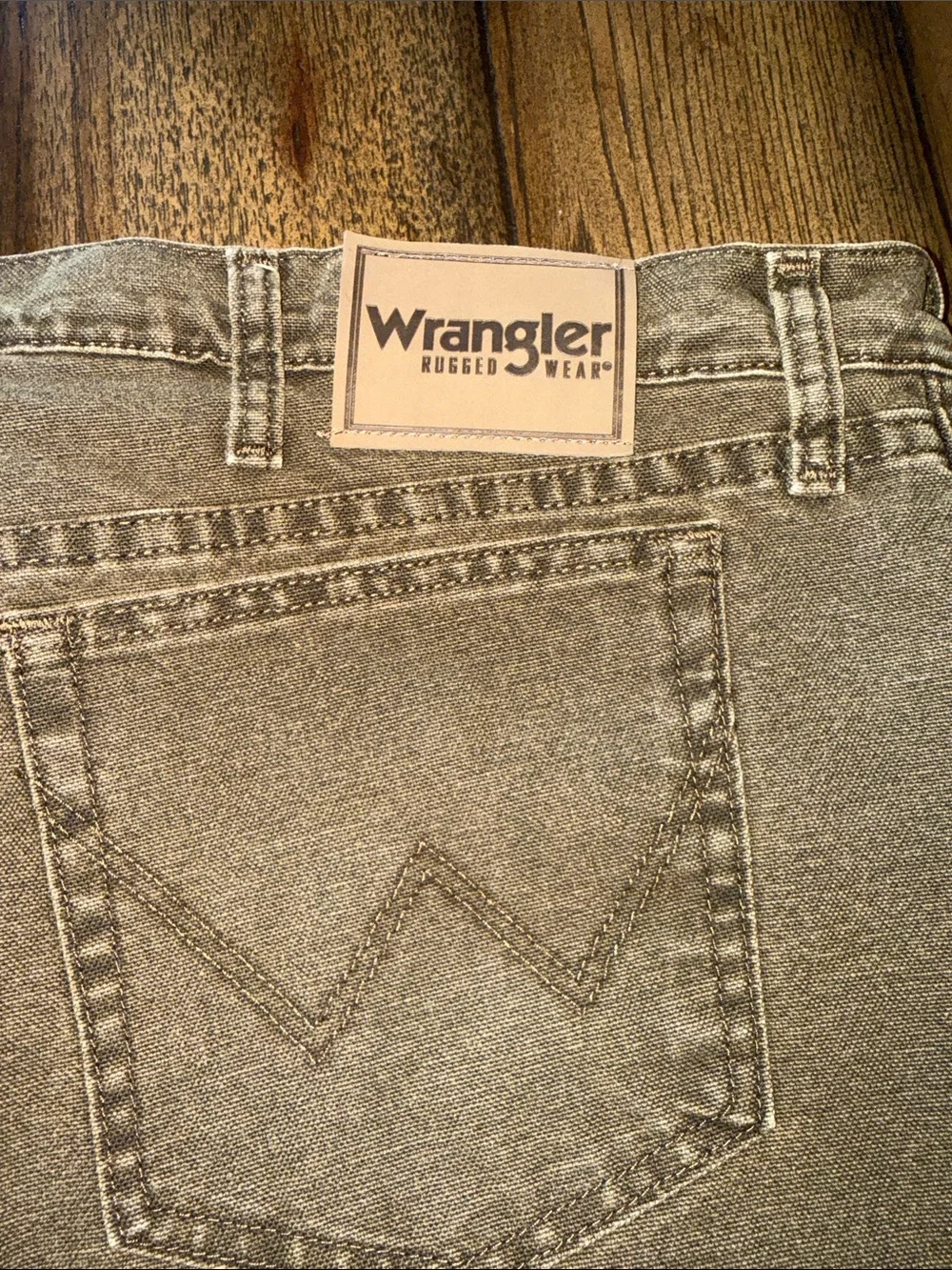 Wrangler relaxed fit